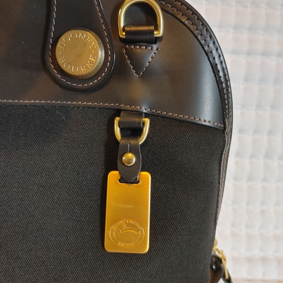 Dooney and Bourke - Picture 5 of 11
